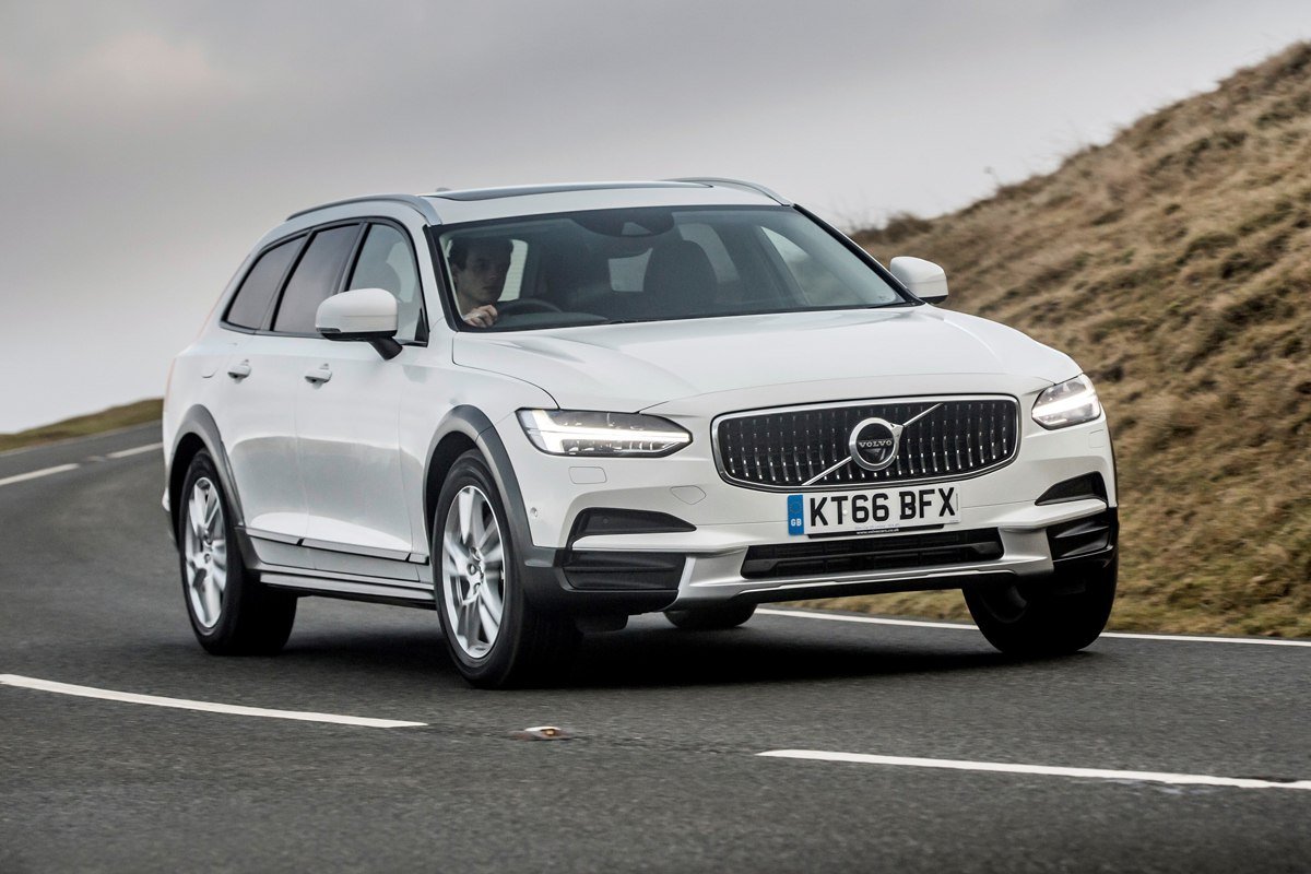 Volvo V90 Cross Country Review 2023 | Honest John